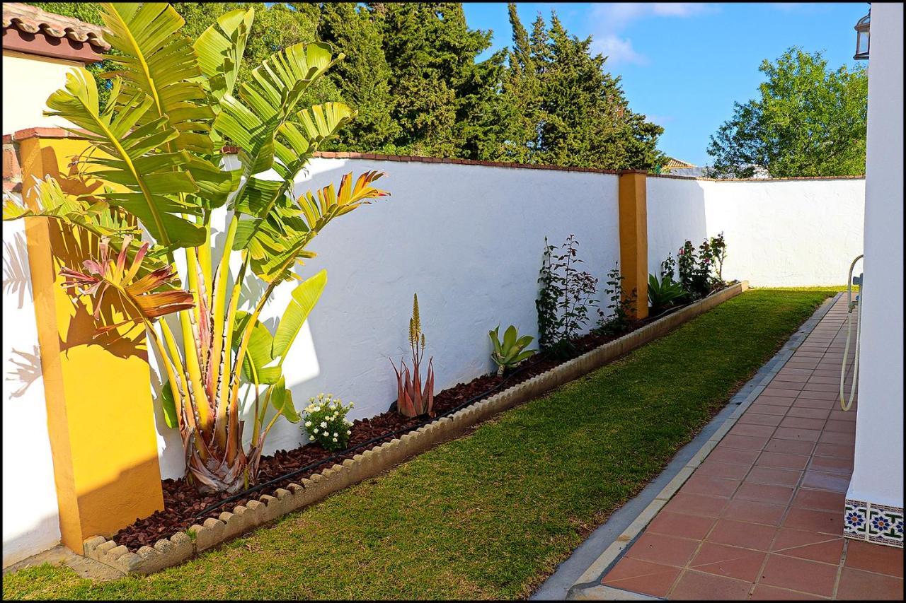 Chalet Con Piscina Privada 콘일데라프론테라 외부 사진